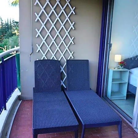 Avec Piscine, Golf & Plages A Proximite - Palmazur *
